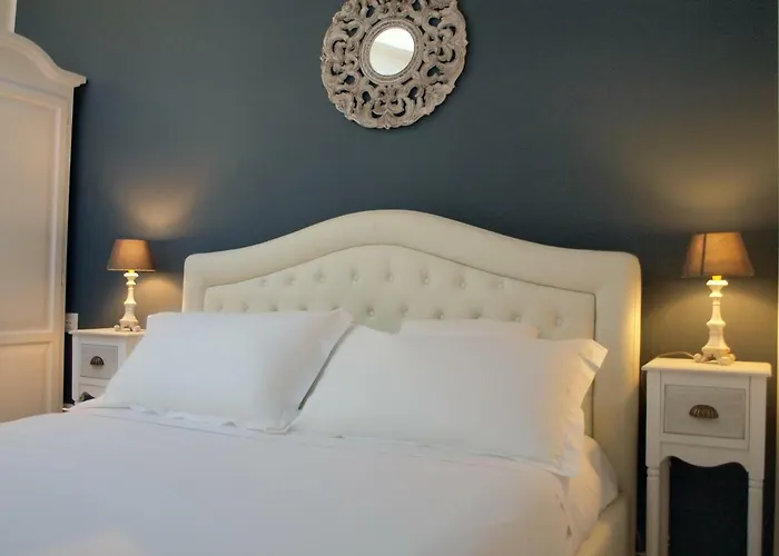 Acquaderni بيت ضيافة